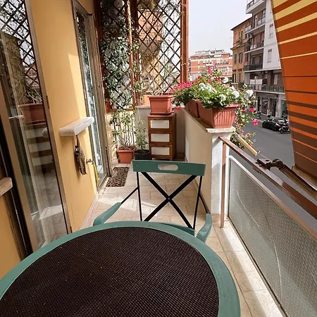 Topvaticanapartment ローマ